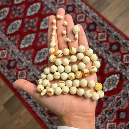 تراب كهرمان