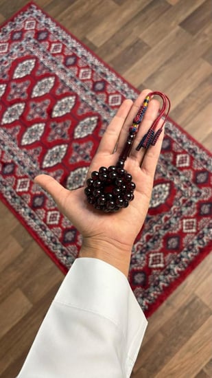 بكلايت عنابي