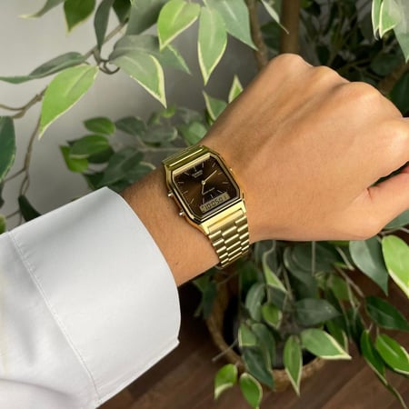 ساعة كاسيو - ذهبي