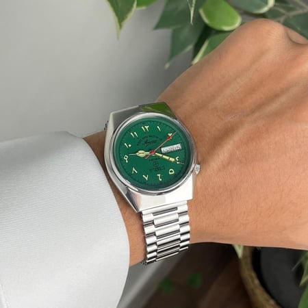 ساعة ويست إند - زيتي