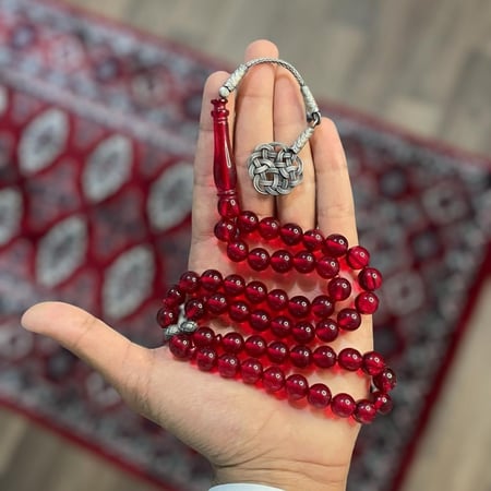 بكلايت احمر شفاف