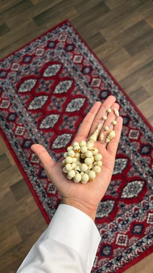 تراب كهرمان