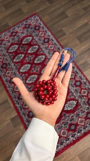 بكلايت عنابي