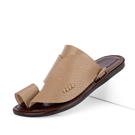 حذاء شرقي طبي بيج - صناعة وطنية