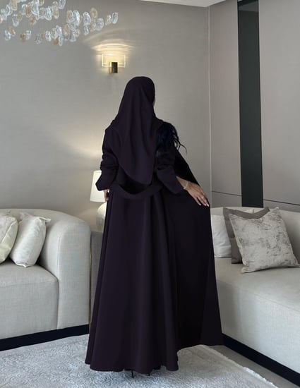 عباية كلوش كريب مع حزام في الظهر بنفسجي