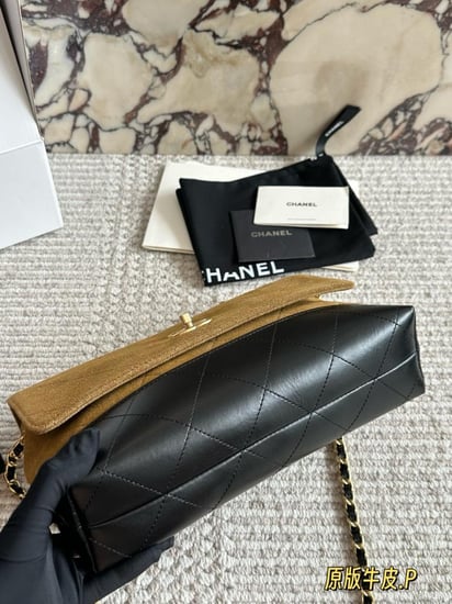 شنطة شانيل (متوفرة بعدة الوان)