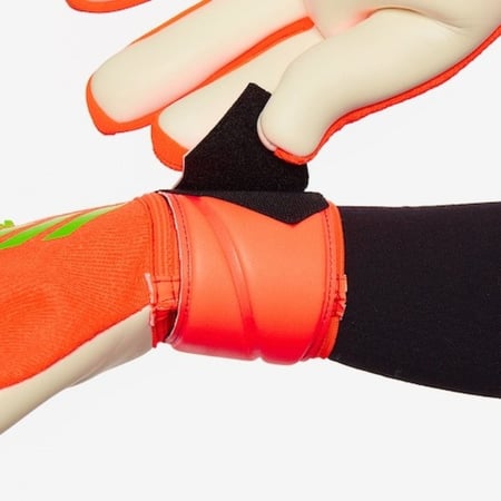 قفاز اديداس بريداتور جل ليق برتقالي AD