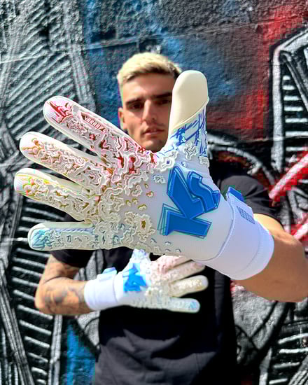 قفاز كرة قدم