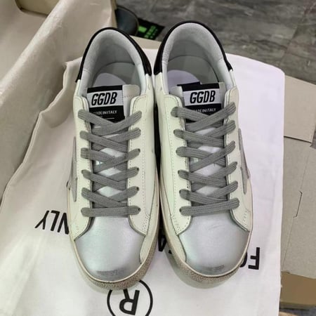 Golden goose ابيض وفضي