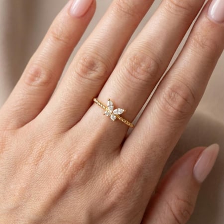 [R016] خاتم من الفضة شكل فراشة مطلي بالذهب