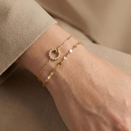 [B030] اسوارة من الفضة الخالصة مزينة بالزركون