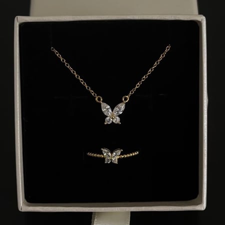 [N014] سلسال من الفضة شكل فراشة مطلي بالذهب