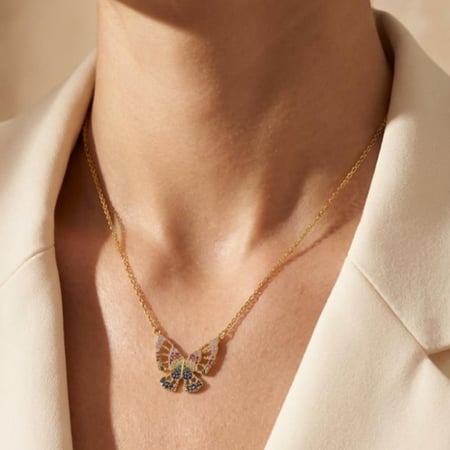 [N034] سلسال الفراشة ذهبي مطلي ذهب ومزين بالزركون الملون