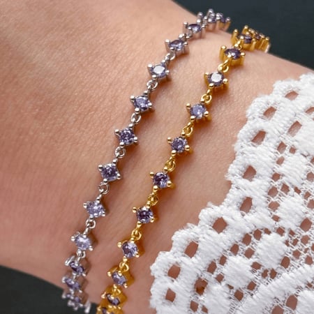 [B029] اسوارة من الفضة الخالصة عيار 925 مزينة بالزركون