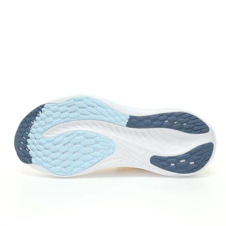 جل نيمبوس Gel-Nimbus 26