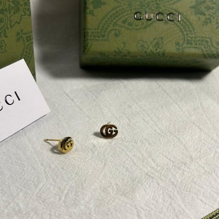 سلسال وحلق G ذهبي