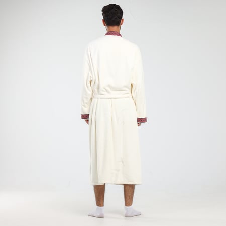 روب حمام سعودي ابيض