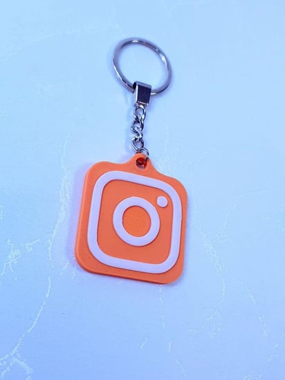 ميدالية مفاتيح انستغرام ثلاثية الأبعاد بشريحة NFC