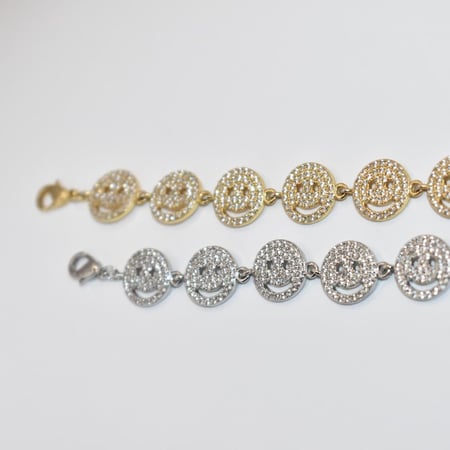 Shiny smile faces bracelet