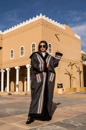 فروه نسائي سدو مع اجياب وقبعه