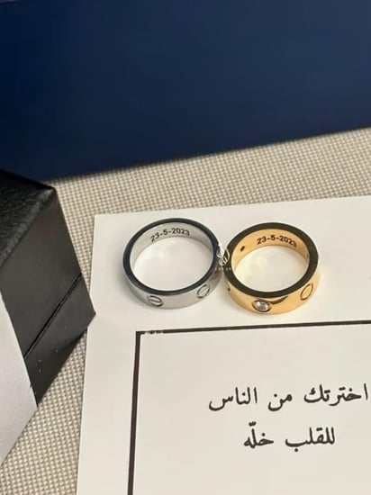 دبل كبلز كارتير مع النحت من جوا