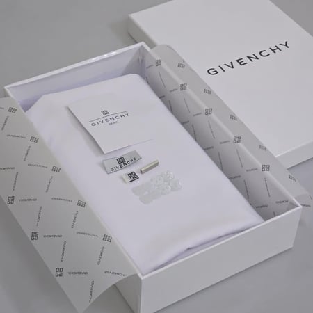 قماش ماركة جيفنشي اصدار 2025