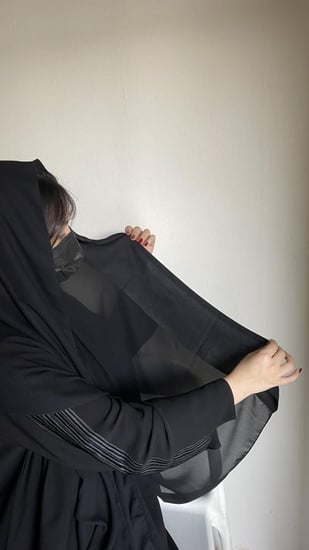 عرض طرحة مبطنة ربع قطن + نقاب