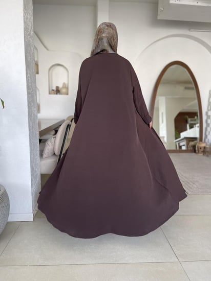 نص كلوش لف مع ثنية بطرف الاكمام