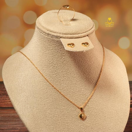 طقم ذهب عيار 18 قلب مزدوج وزن 1.1 جرام طول 18 إنش