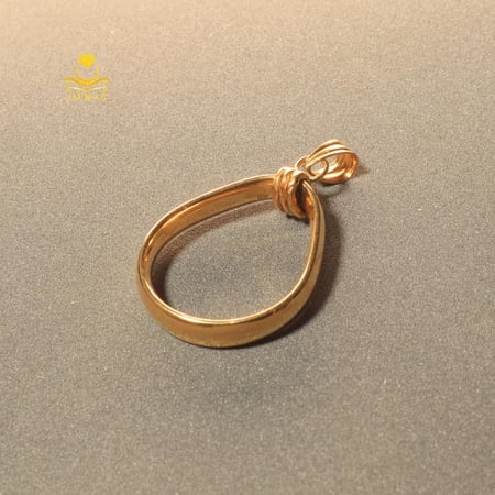 تعليقة ذهب دمعة ناعمة - عيار 18 - وزن 1.3 جرام