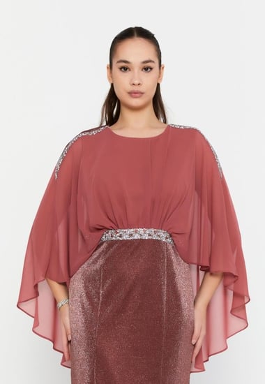 فستان سهرة ميدي بأكمام قصيرة