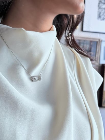 سلاسل مطلية.. ناعمة مرصعة بالزريكون