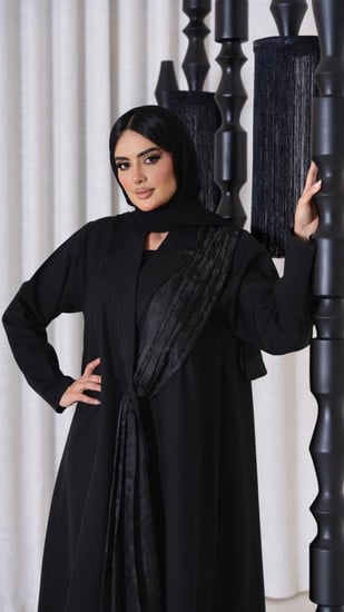 عباية بليزر