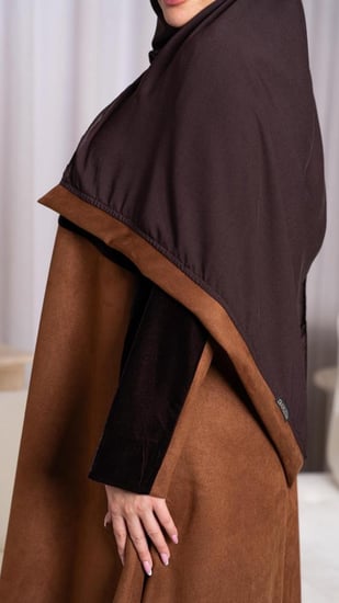 عباية شتوية فخمة مخمل وشامواه