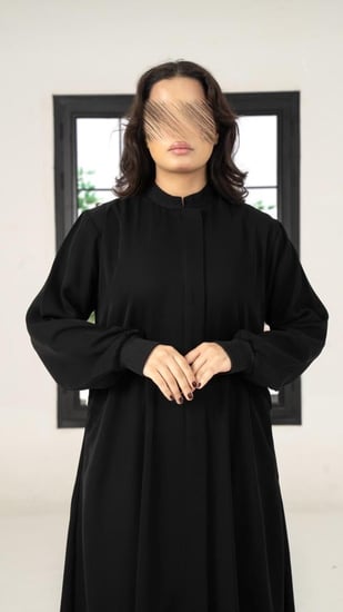 عباية بسحاب مخفي واكمام مطاط