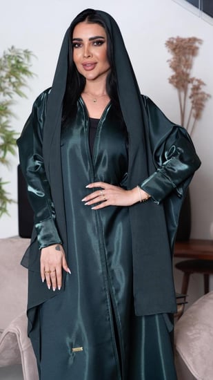 عباية زيتي لمعة