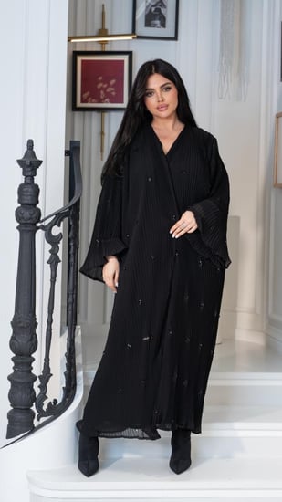 عباية شيفون مبطنه بكسرات