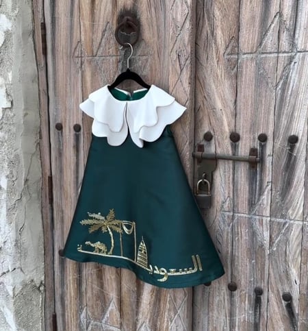 فستان اخضر اليوم الوطني اطفال انيق