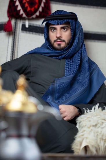 شماغ ملون