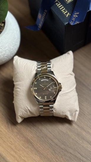 ساعة Moramaxرجالي بمينا رمادي