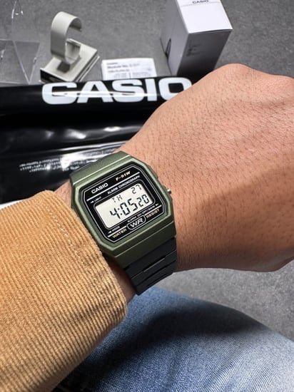 ساعة كاسيو زيتي