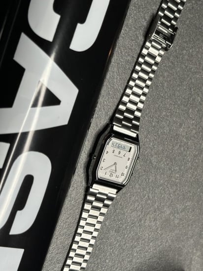 كاسيو كلاسيك فضي