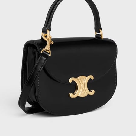 شنطة Celine سوداء بتصميم أنيق