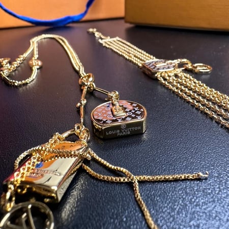 طقم LV