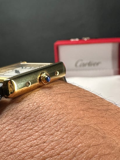 تانك موست جلد ذهبي