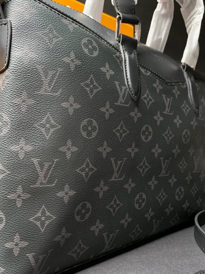 شنطة لاب لويس فيتون