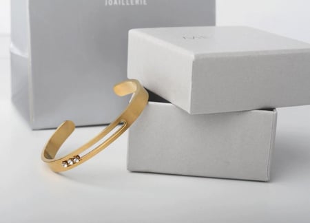 اسورة ميسيكا قولد نحيفة