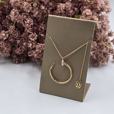 عقد كارتير مسمار