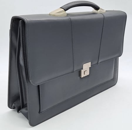 شنطة جلدية صناعة سورية فاخرة