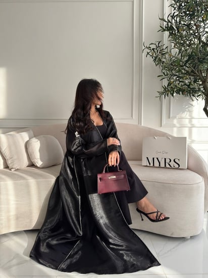 قماش اورجانزا مبطن كامل مع تدخيلات كلفه كريستال من مايرس MYRS